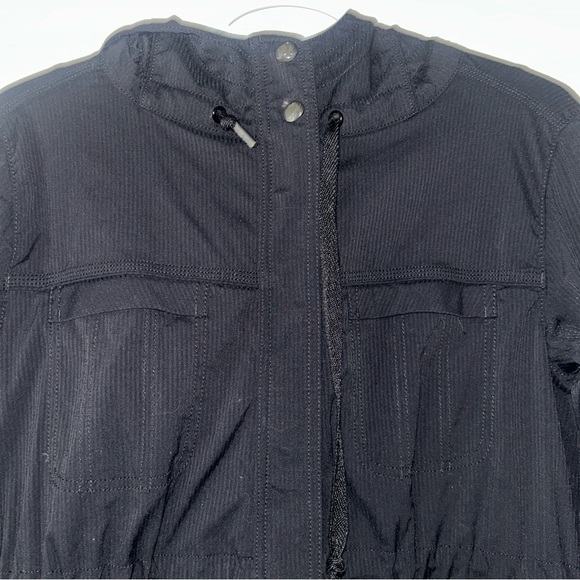 Lululemon Apres Practice Anorak Grey Sz 6 - Picture 7 of 15